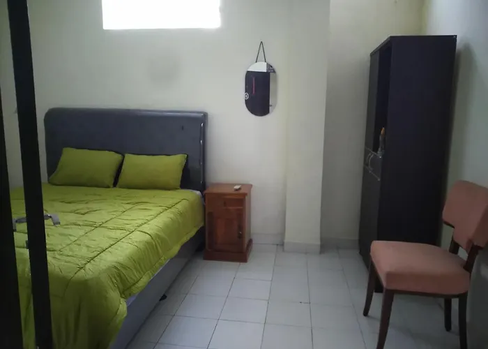 Nils House -